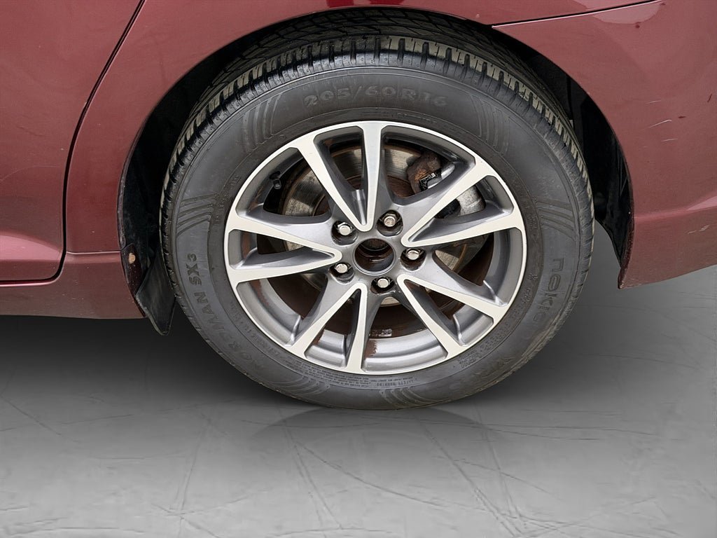 Vehicle Image 22
