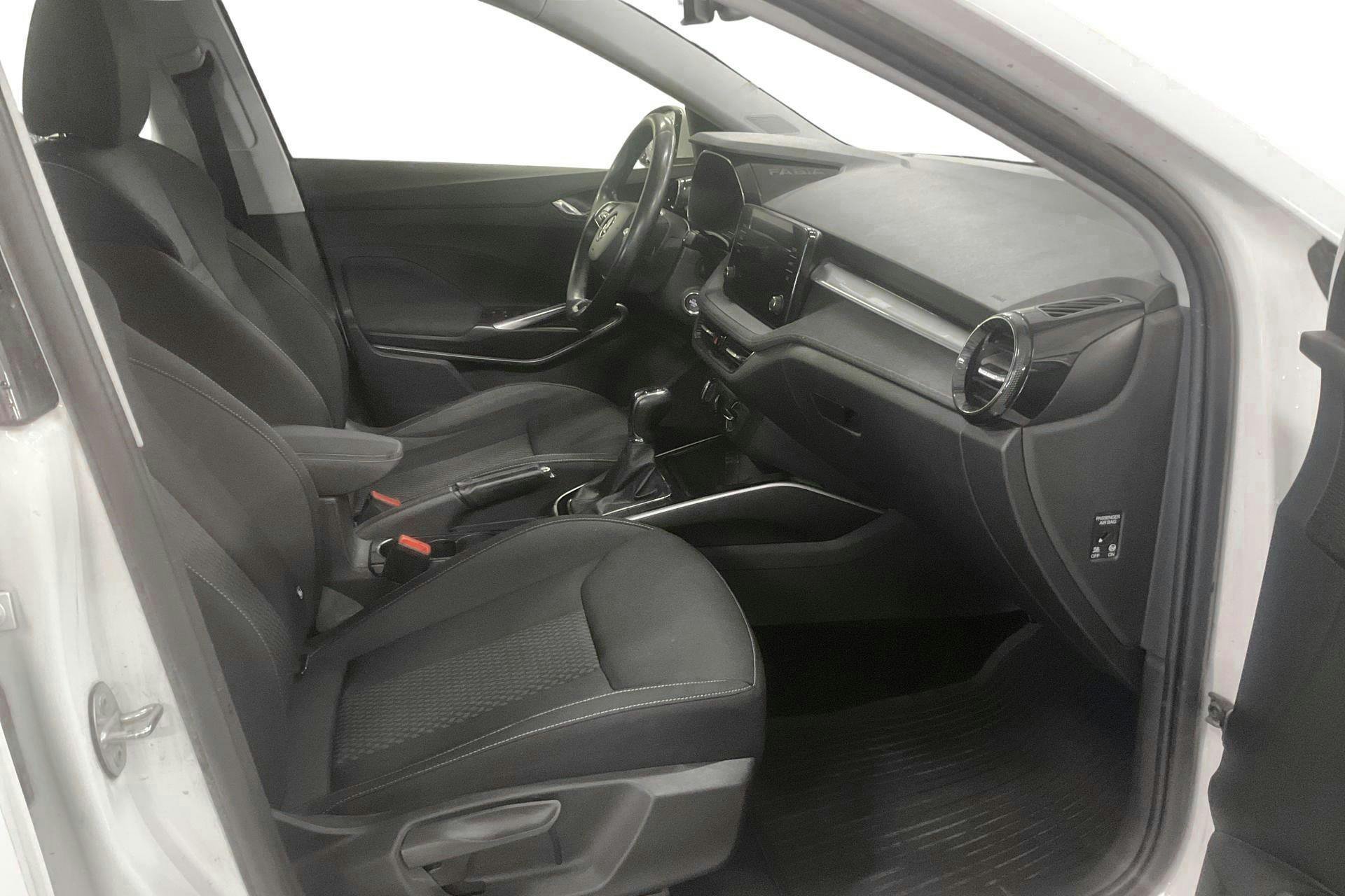 Vehicle Image 7