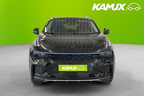 Vehicle Image 6