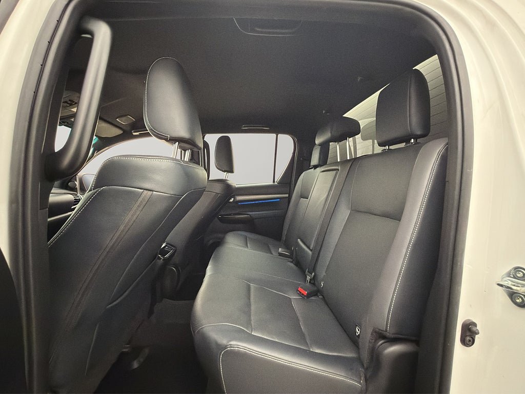 Vehicle Image 30