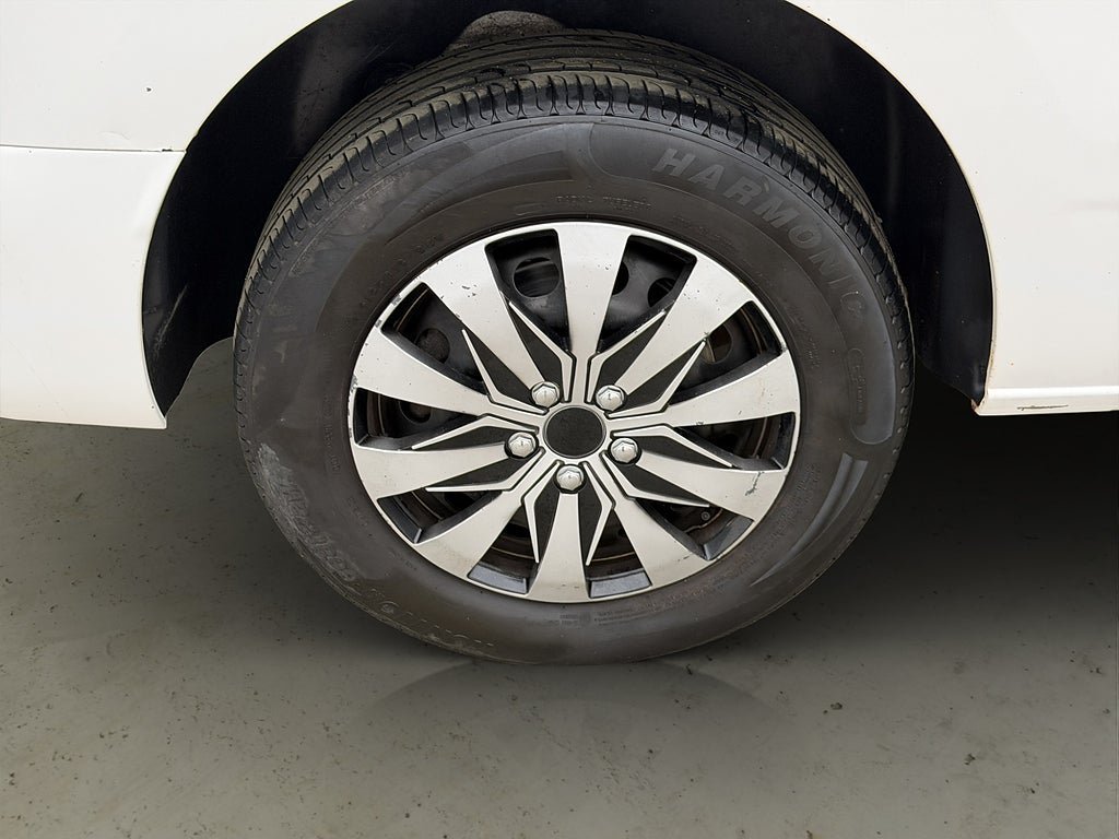 Vehicle Image 33