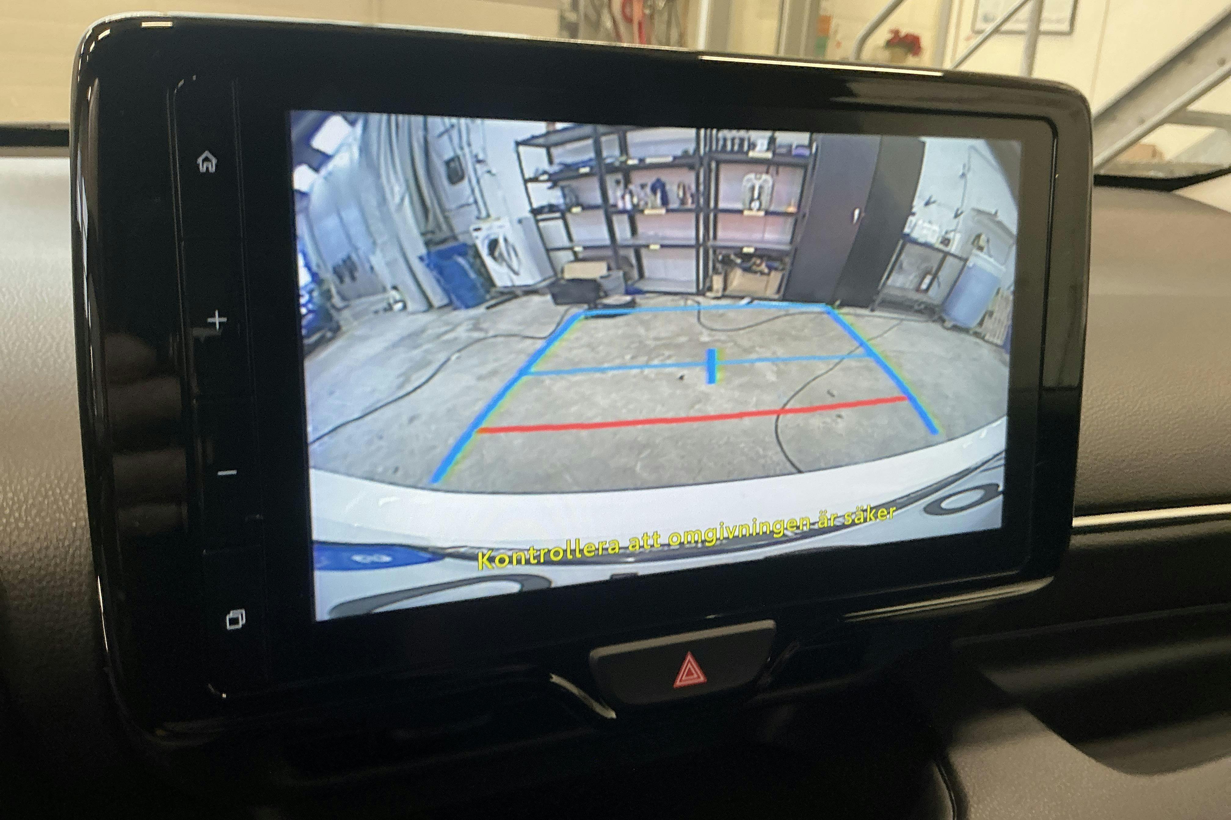 Vehicle Image 11