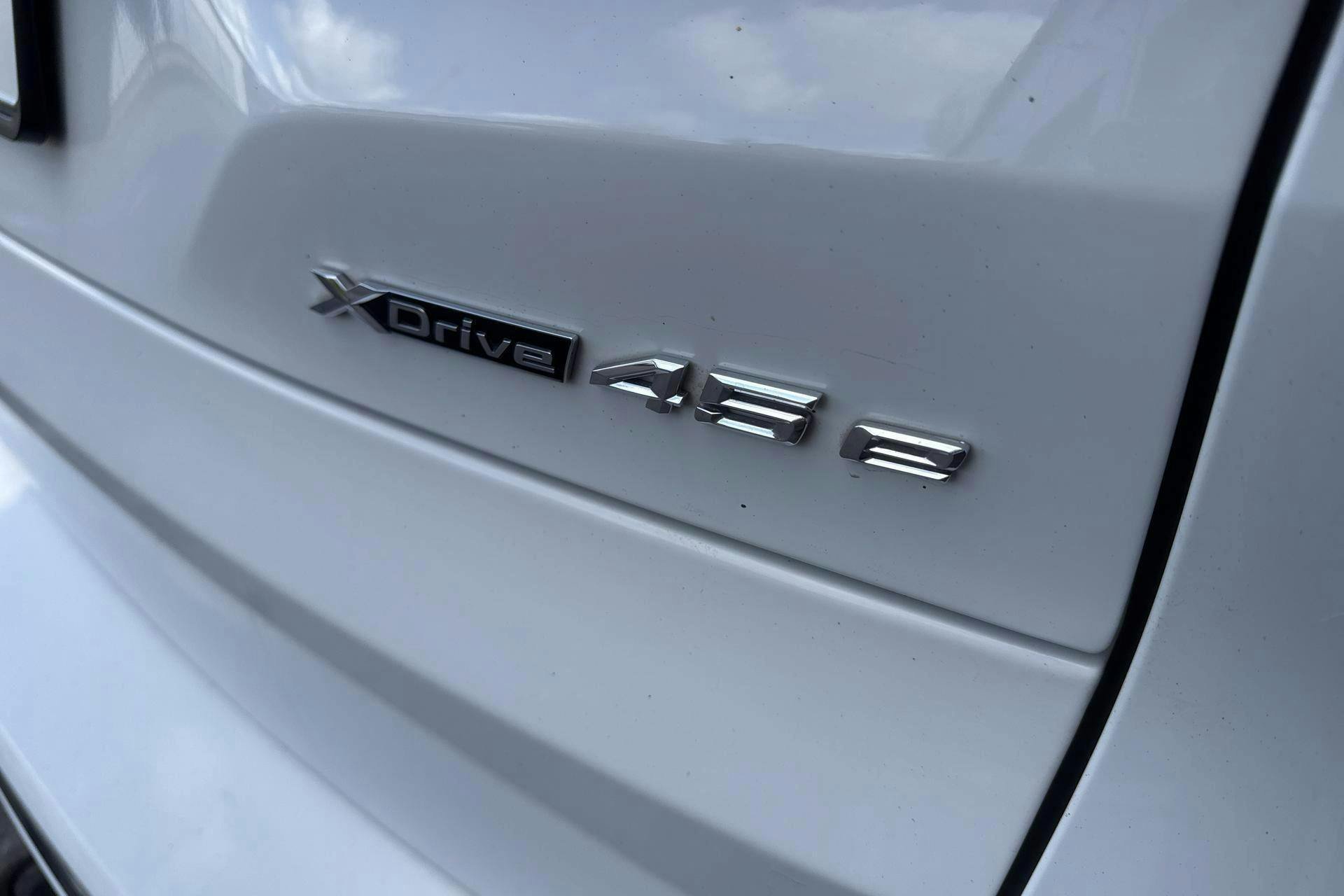 Vehicle Image 17