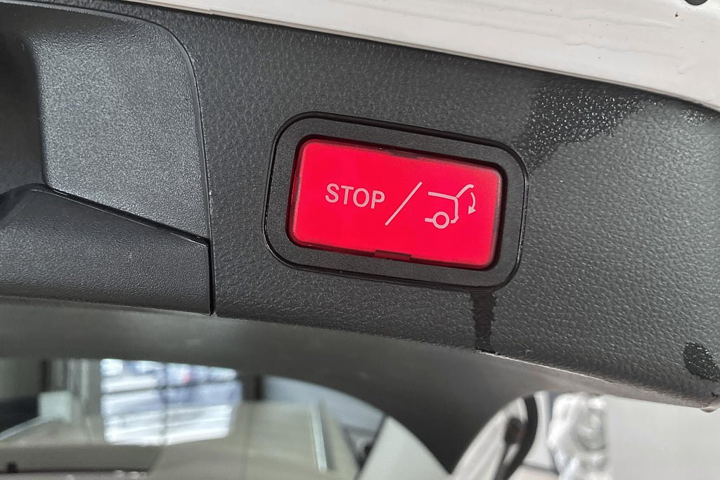 Vehicle Image 28