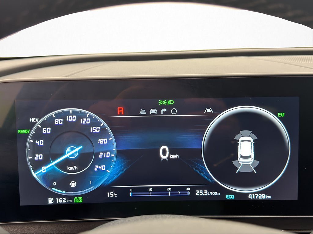 Vehicle Image 17