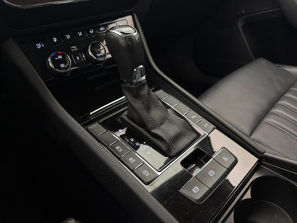 Vehicle Image 29