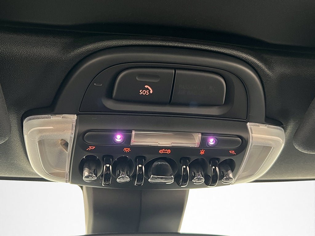 Vehicle Image 29