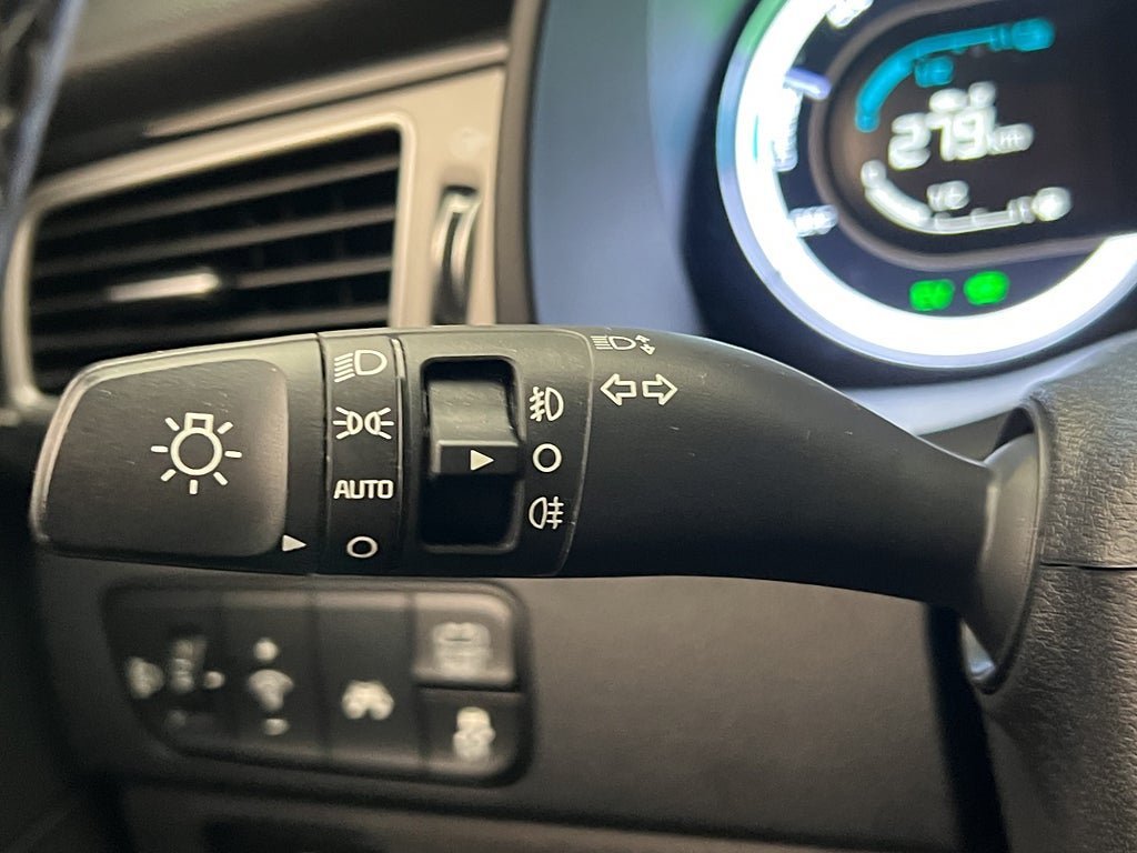 Vehicle Image 33