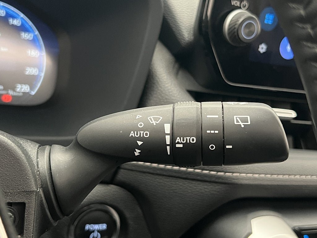 Vehicle Image 32