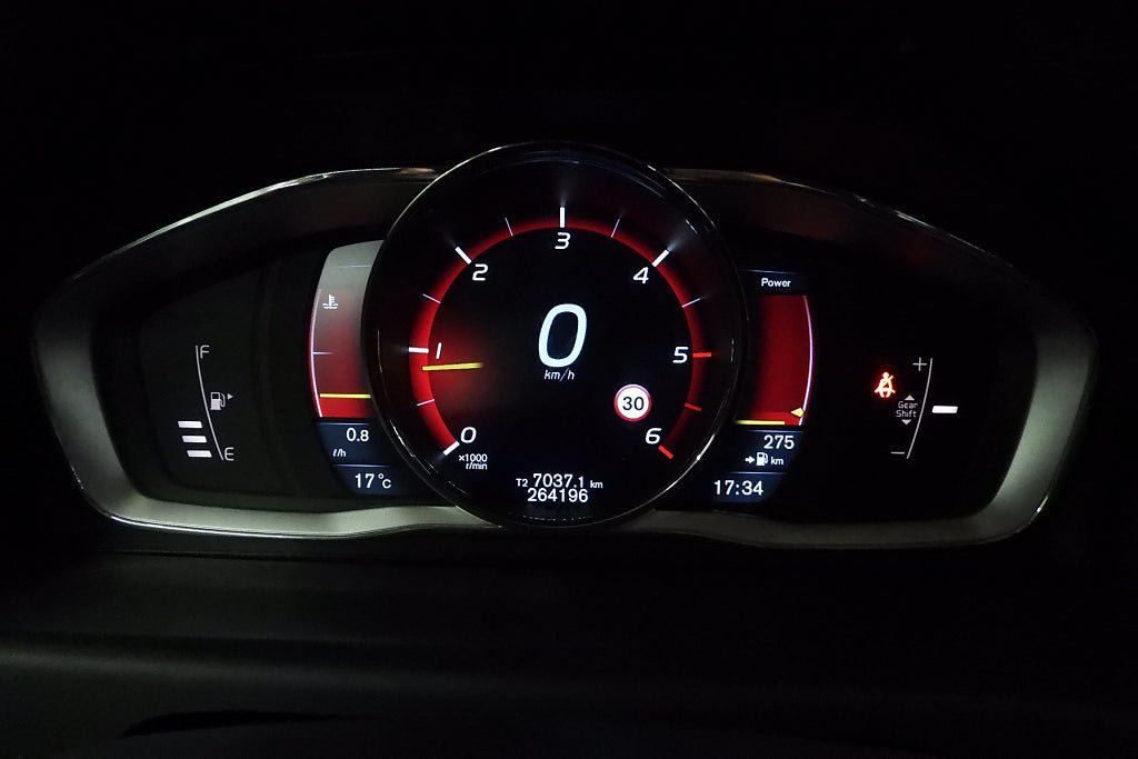 Vehicle Image 28