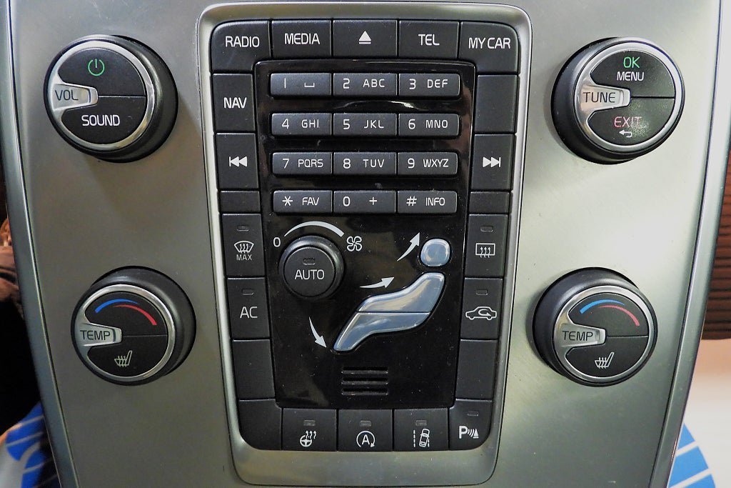 Vehicle Image 33