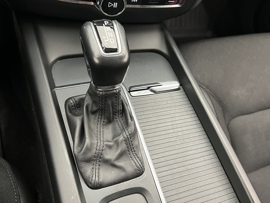 Vehicle Image 28