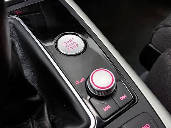 Vehicle Image 33