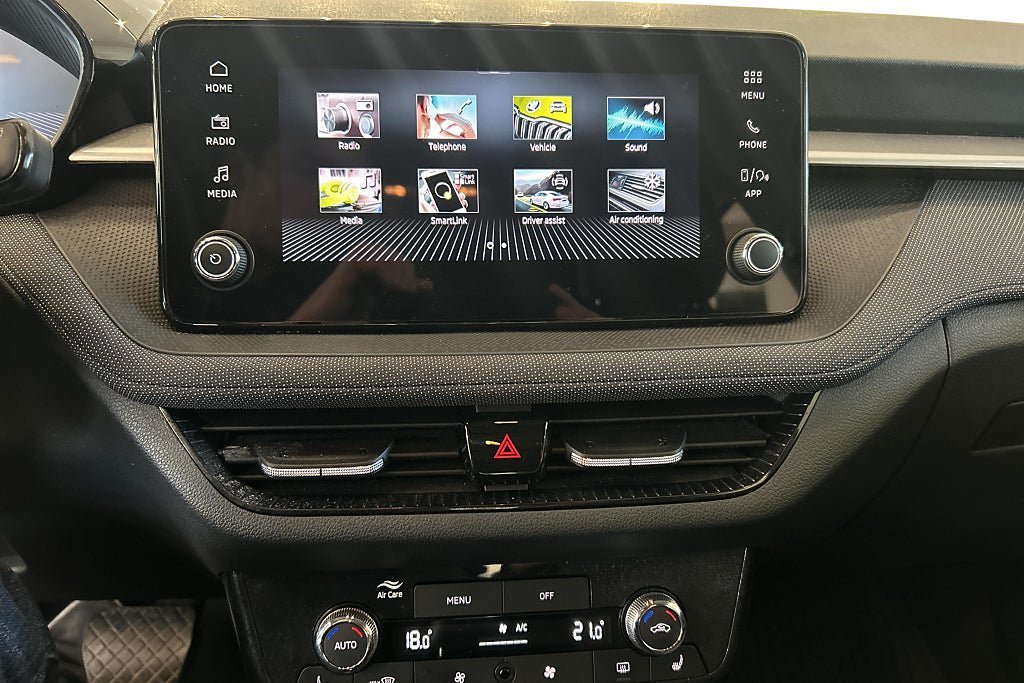 Vehicle Image 21