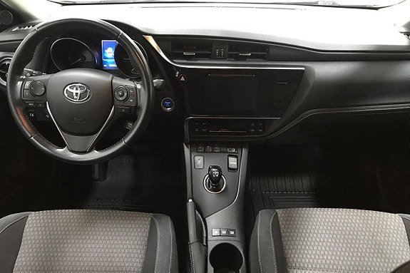 Vehicle Image 15