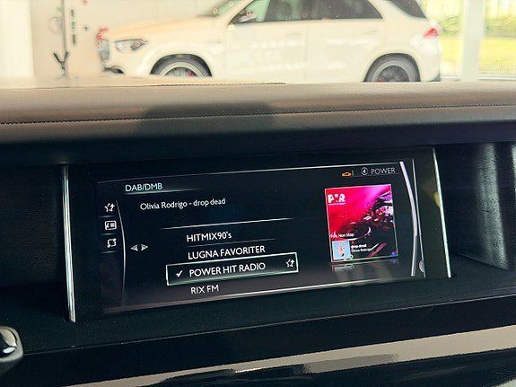Vehicle Image 30