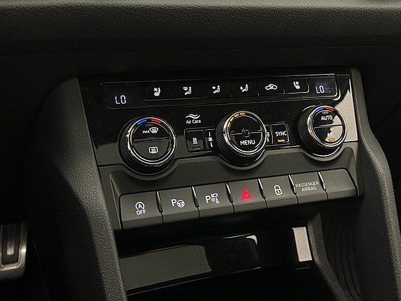 Vehicle Image 28