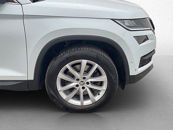 Vehicle Image 35