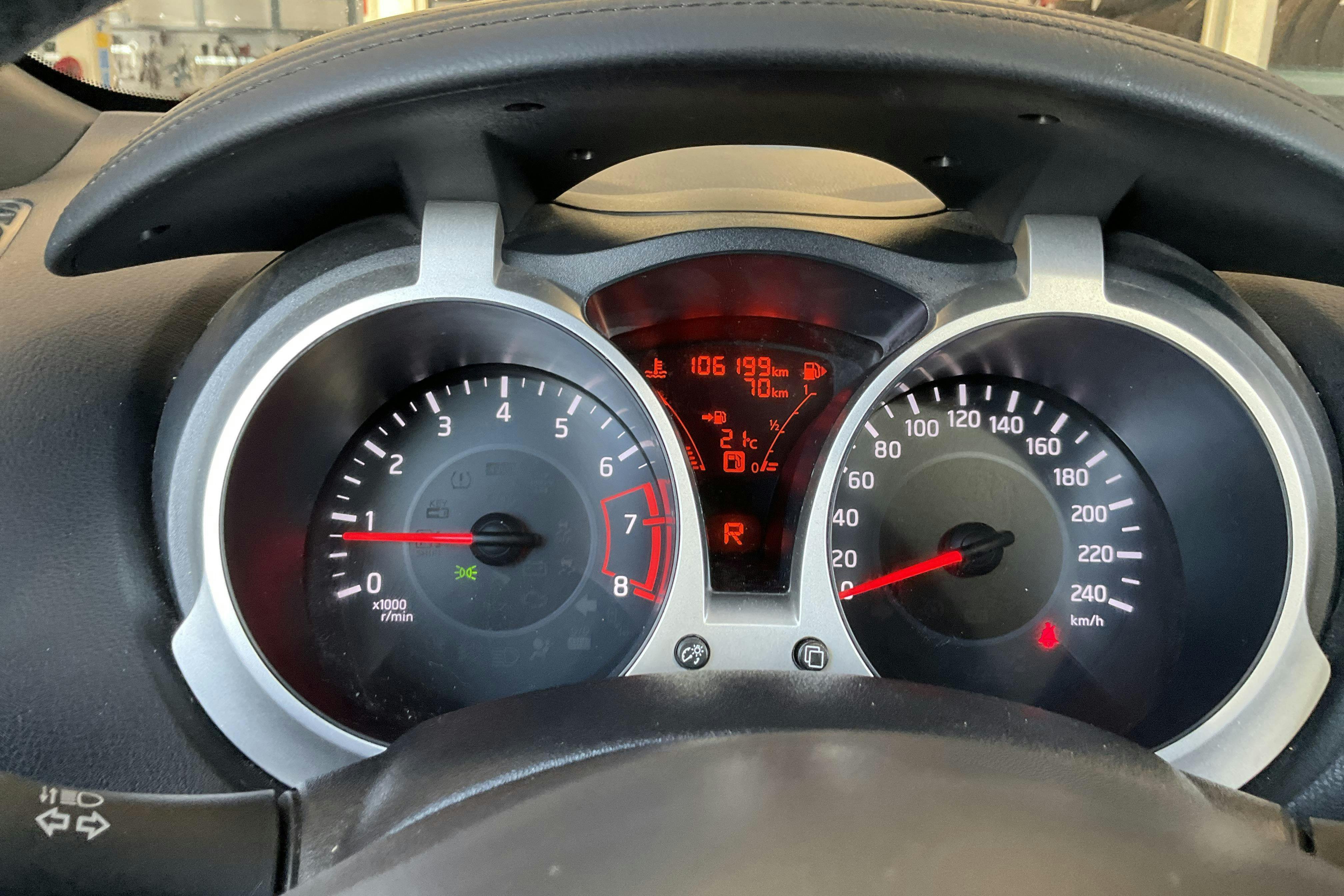 Vehicle Image 11