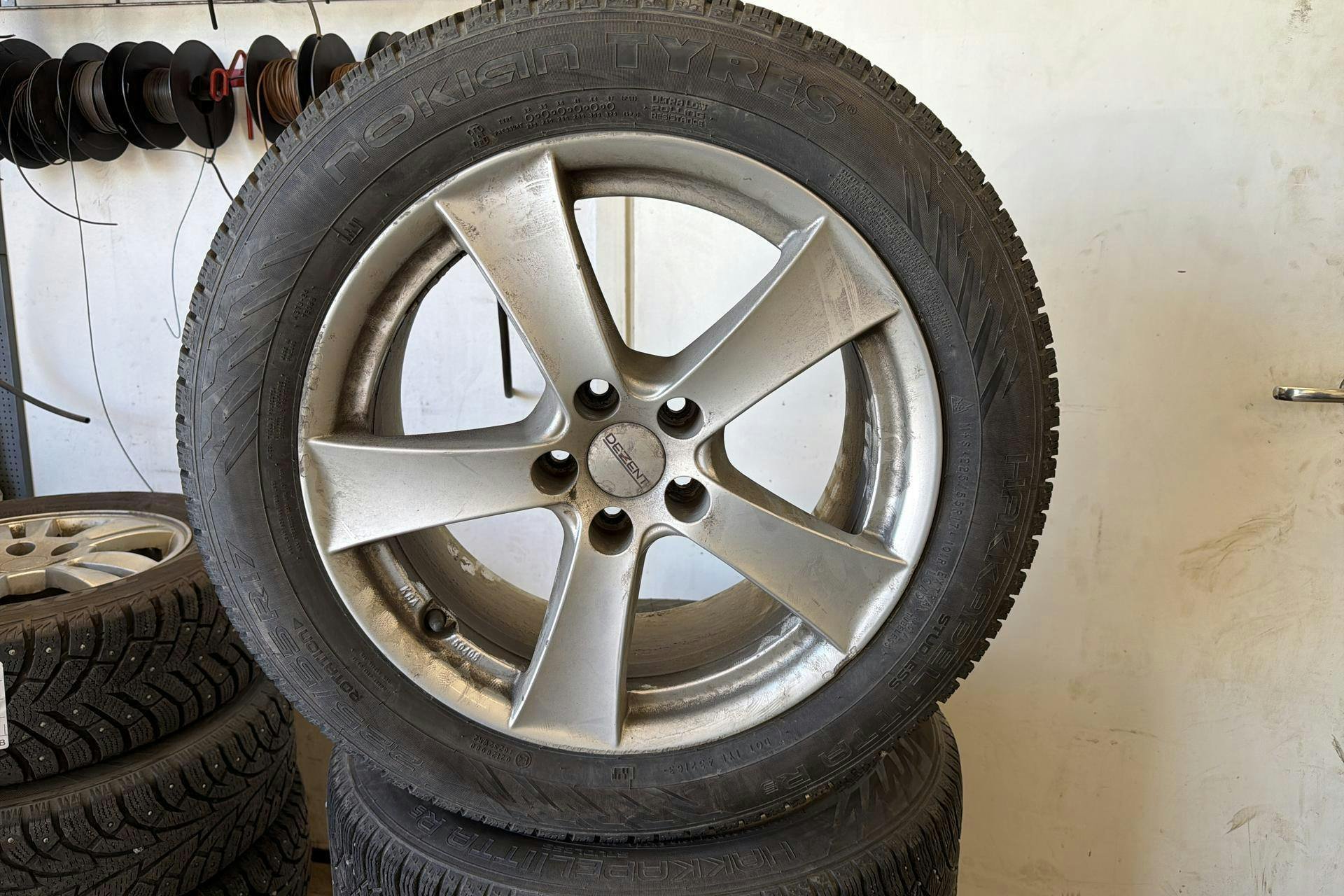 Vehicle Image 14