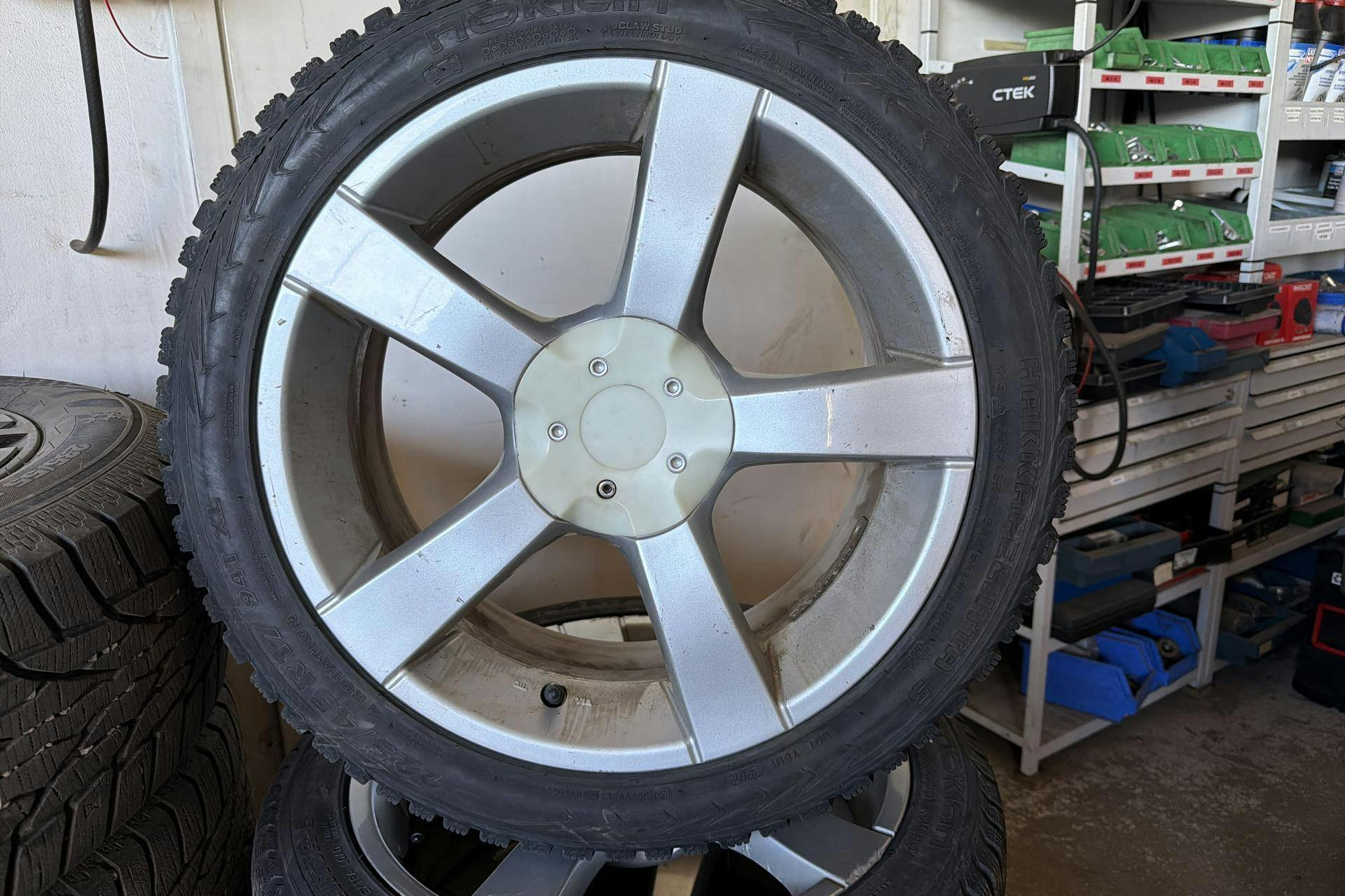Vehicle Image 20