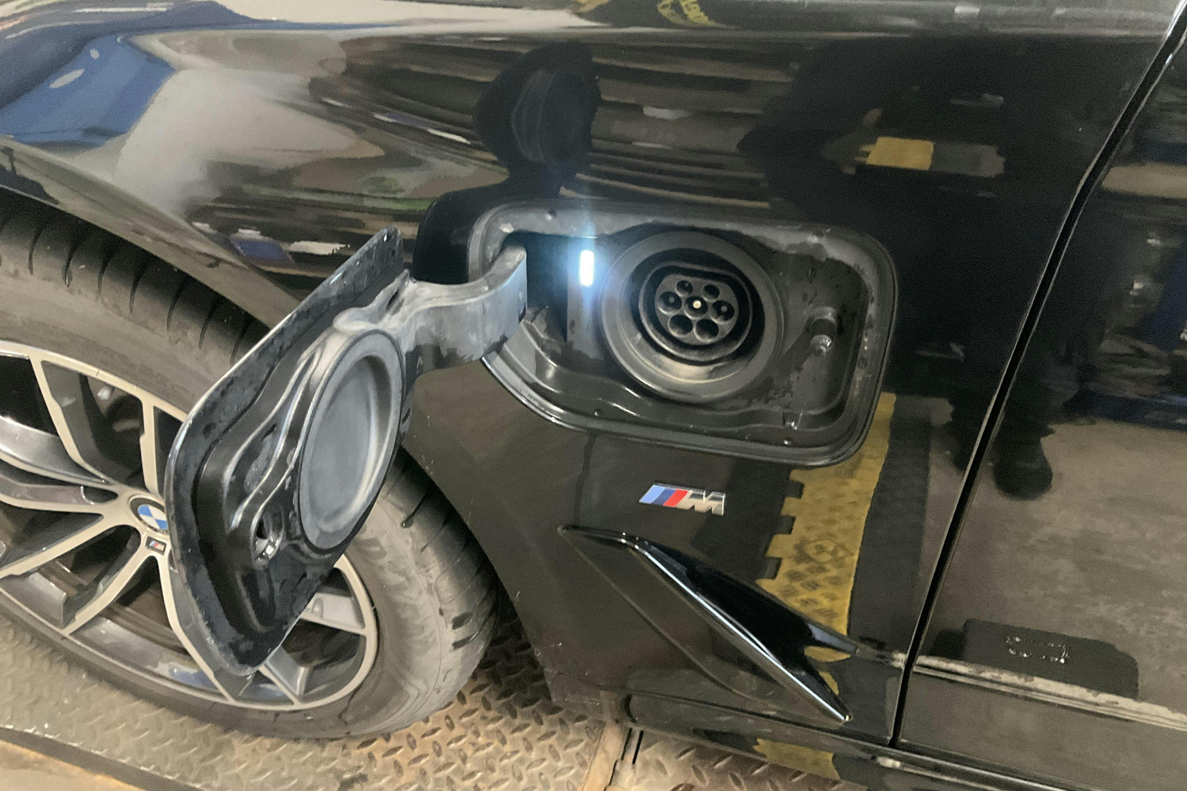 Vehicle Image 19