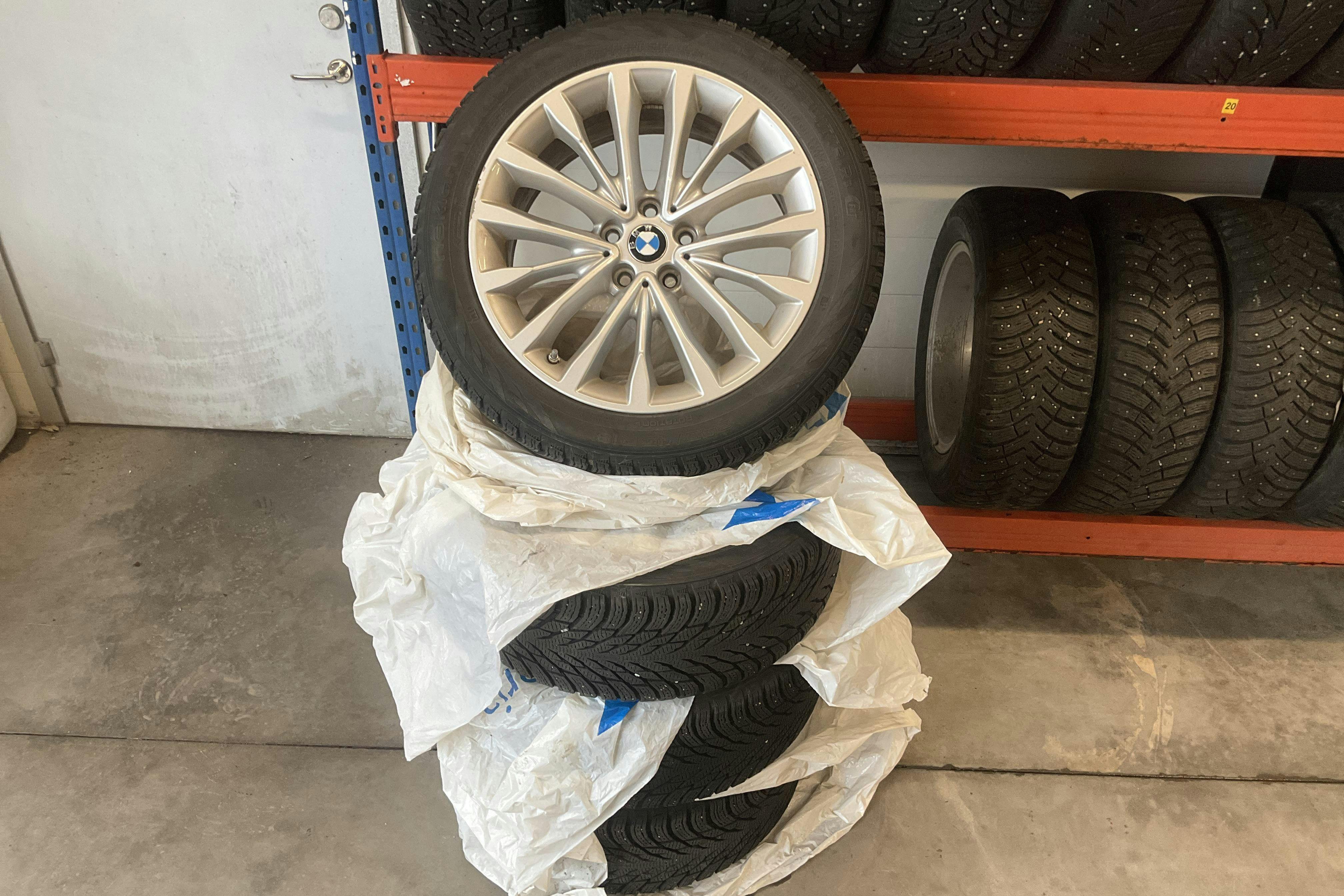 Vehicle Image 20