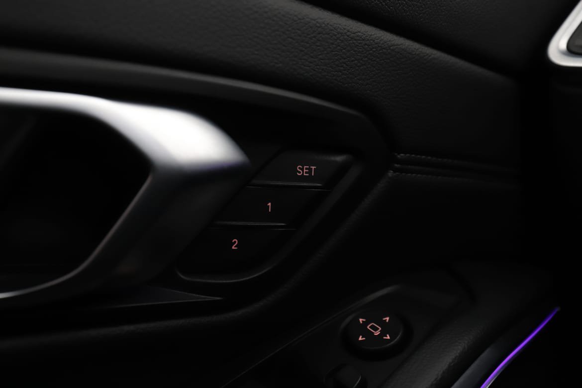 Vehicle Image 36