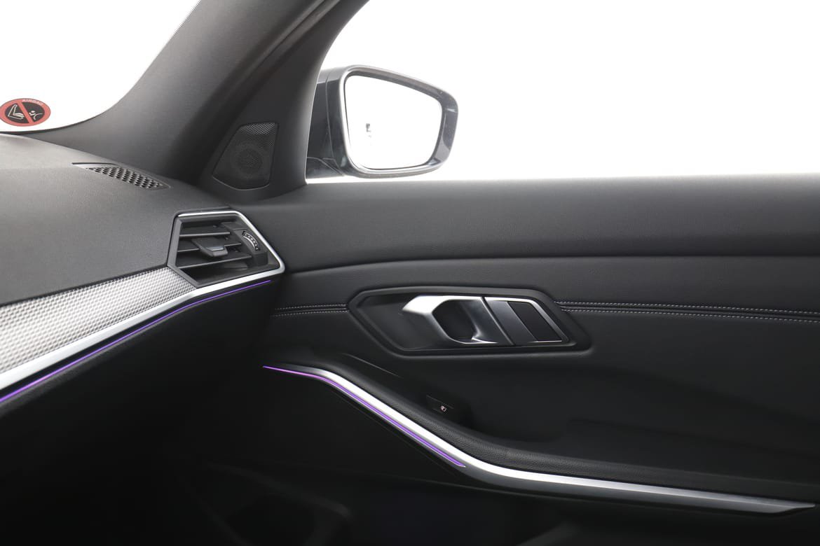 Vehicle Image 38