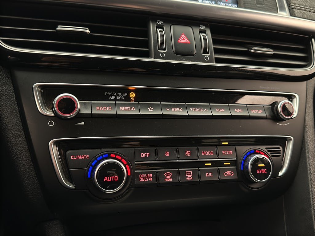 Vehicle Image 26