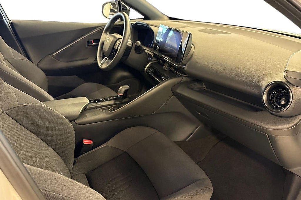 Vehicle Image 7