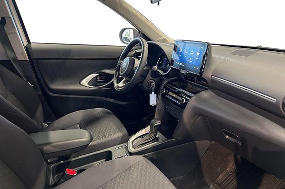 Vehicle Image 7