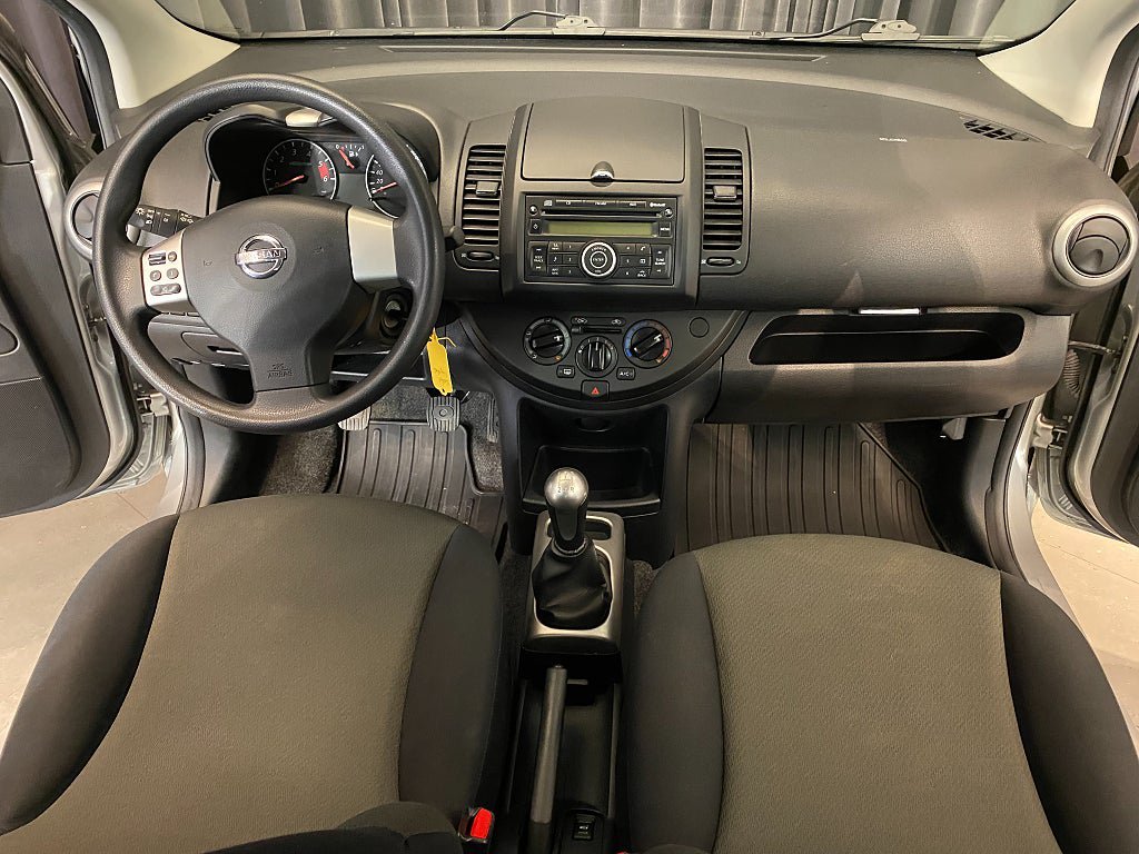 Vehicle Image 17