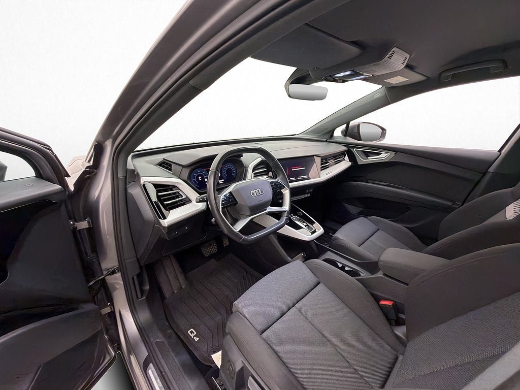 Vehicle Image 16