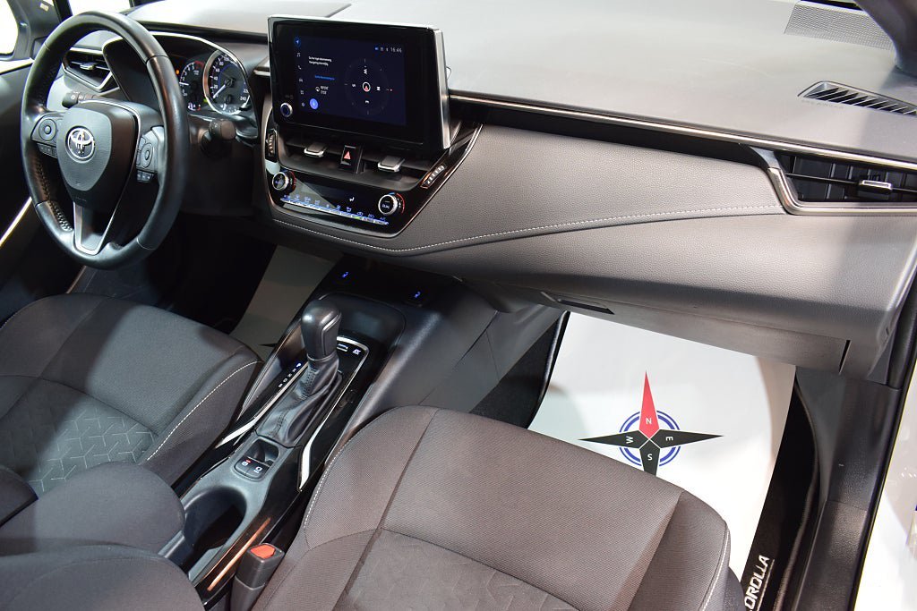 Vehicle Image 9