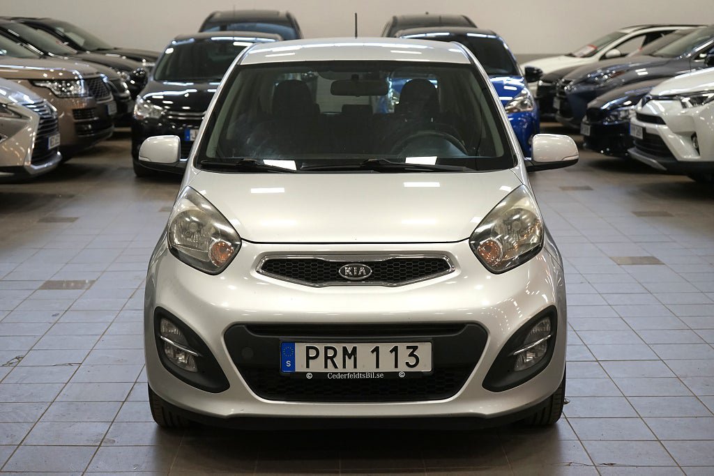 Vehicle Image 8
