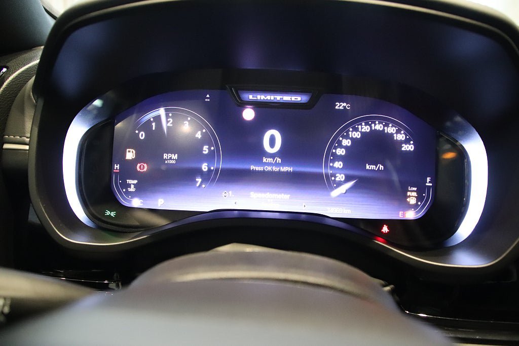 Vehicle Image 13