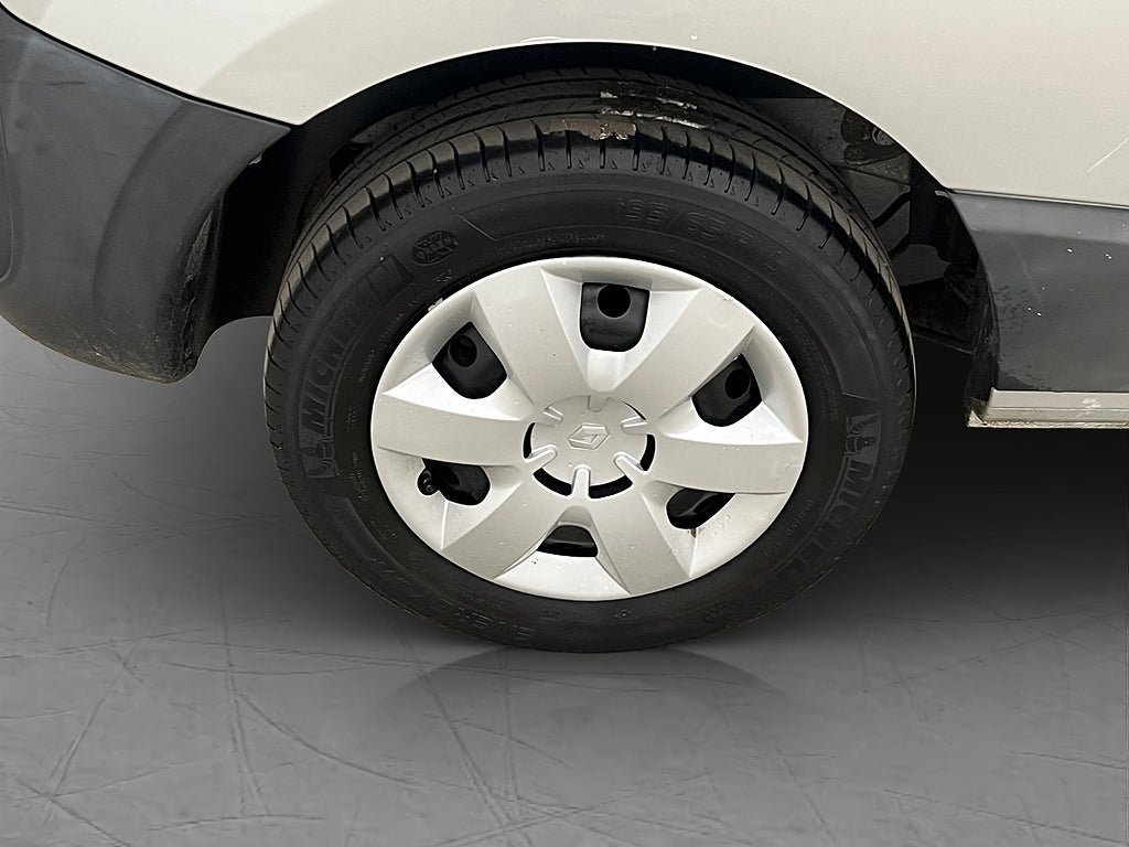 Vehicle Image 23