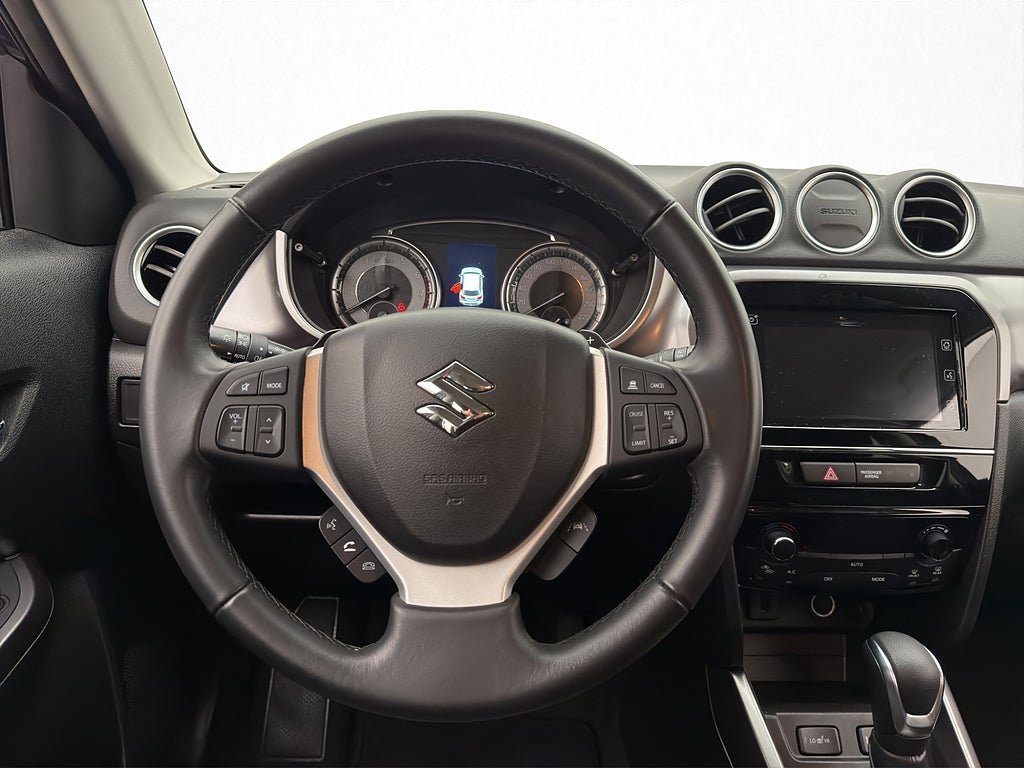 Vehicle Image 11