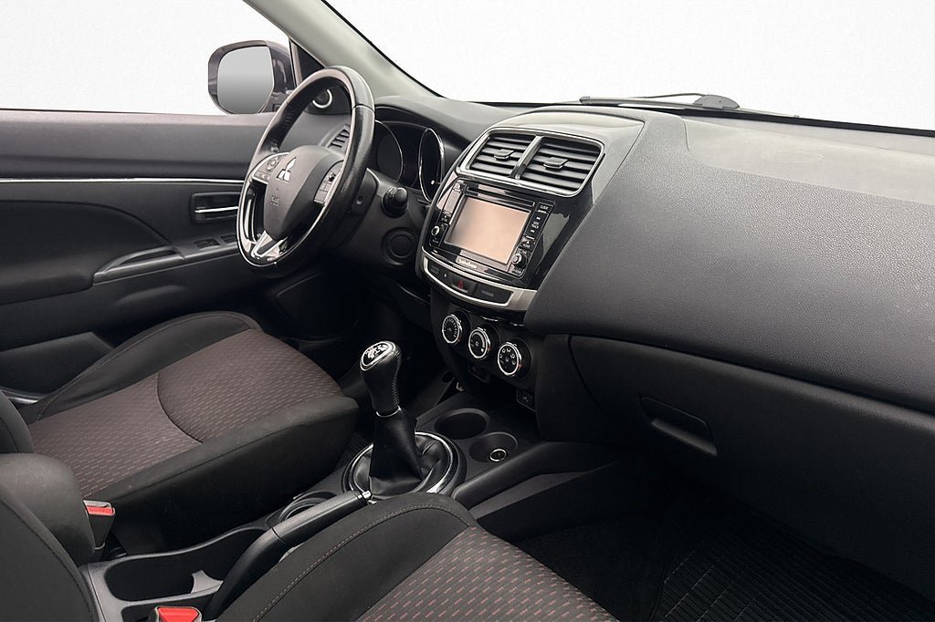 Vehicle Image 23