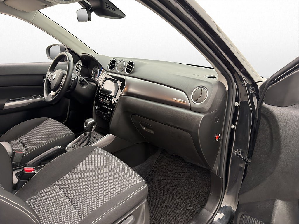 Vehicle Image 23