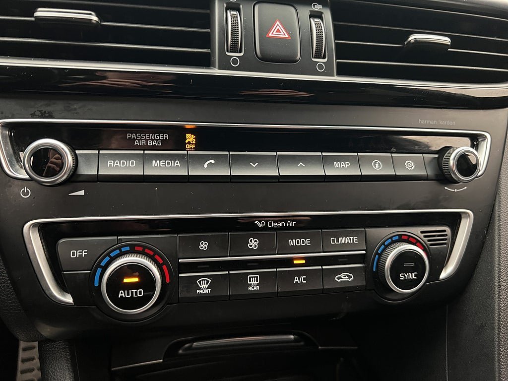 Vehicle Image 24