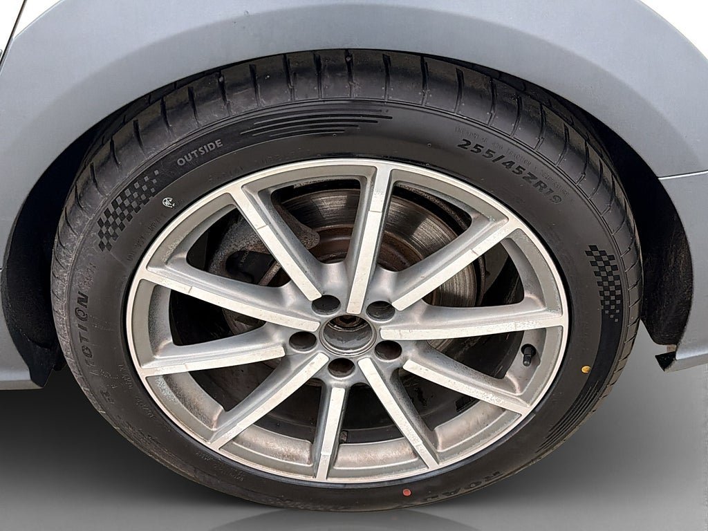 Vehicle Image 36