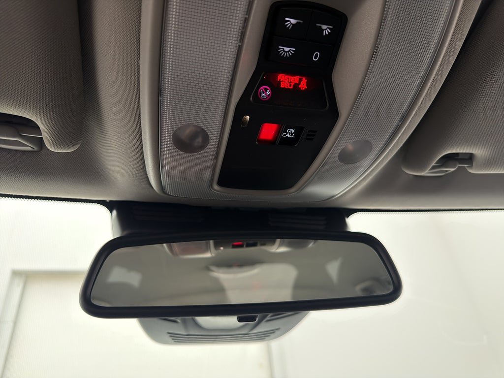 Vehicle Image 24