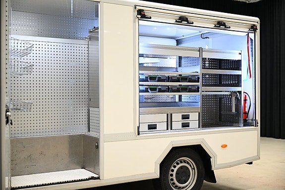Vehicle Image 13