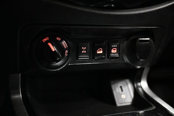 Vehicle Image 27