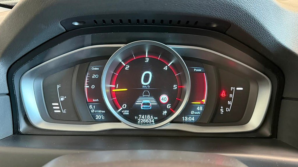 Vehicle Image 16