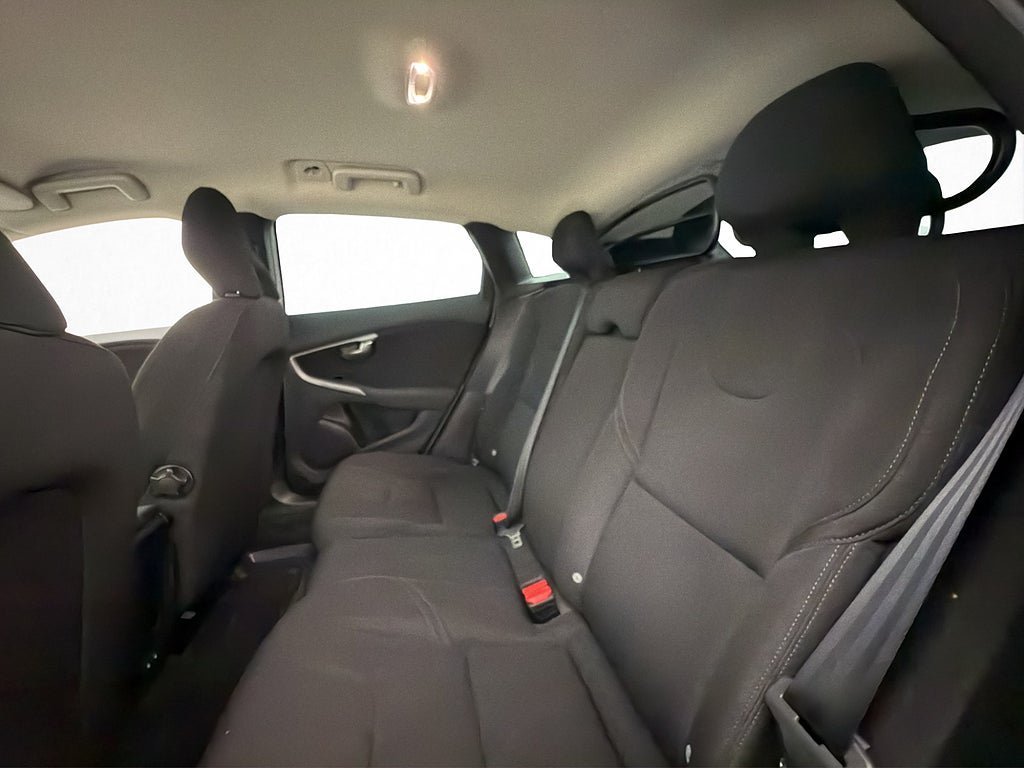 Vehicle Image 26