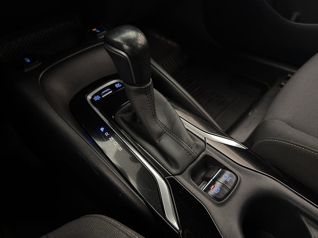 Vehicle Image 19