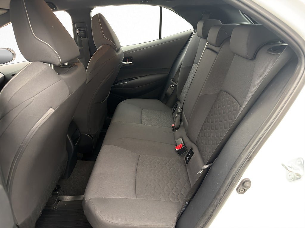 Vehicle Image 22